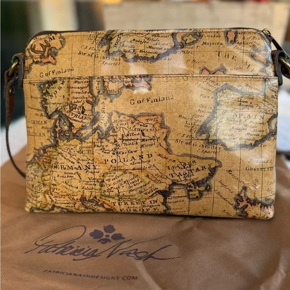 Patricia Nash Tan Map Print Crossbody Bag - Picture 2 of 6